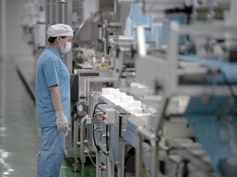 Fully automated wet wipe production lines