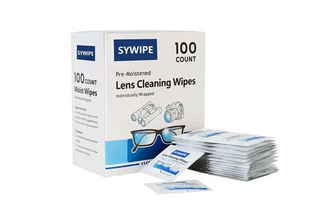 A box of 100-count individual pre-moistened Sywipe lens cleaning wipes for glasses and camera lenses.