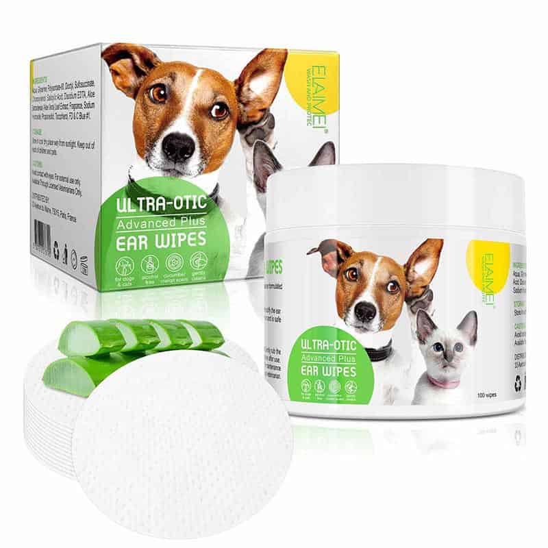 Pre-moistened soothing chamomile pet ear wipes made of soft nonwoven material from private label supplier.
